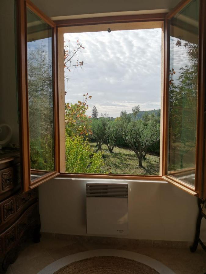 Maison Dans La Provence Verte Cotignac Exterior photo