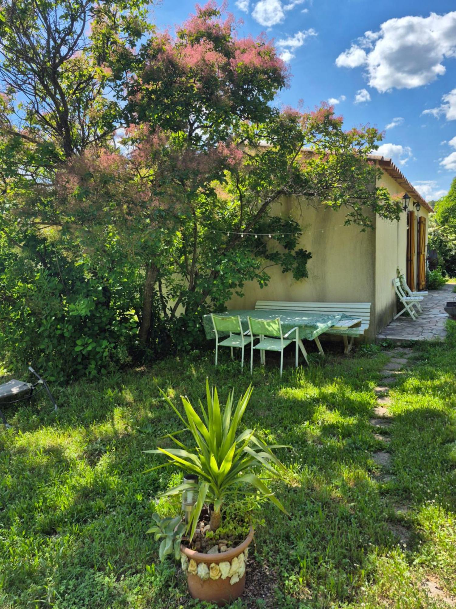 Maison Dans La Provence Verte Cotignac Exterior photo